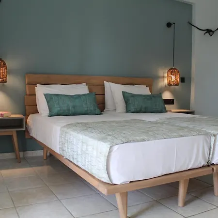 Poledas Aparthotel 3*