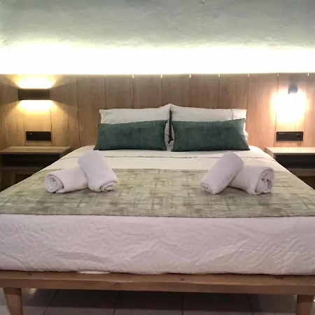 Poledas Apartmanhotel 3*