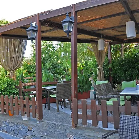 Poledas Apartmanhotel 3*